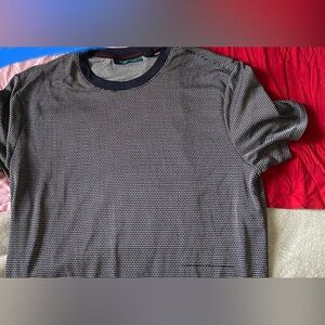 Pack of 2 Men’s Designer T shirts - Michael Kors, Perry Ellis